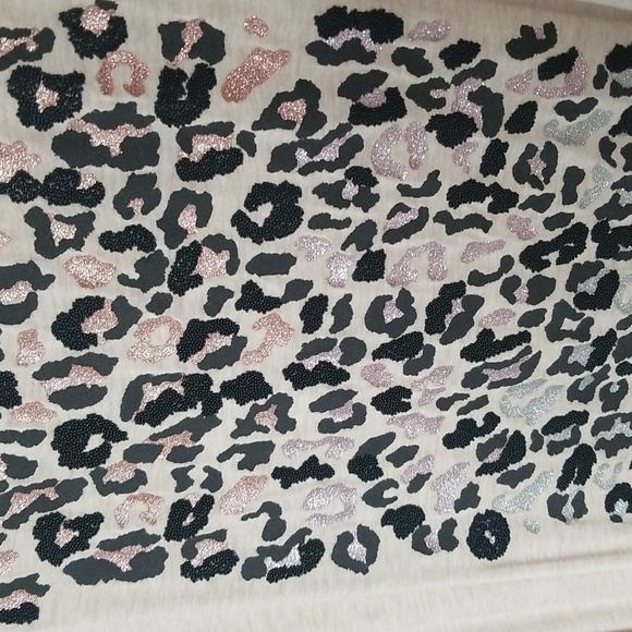 Apt 9 Women's oversized tee sz XXL leopard accent - Picture 2 of 6